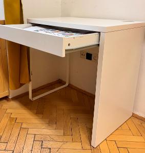 Písací stôl IKEA