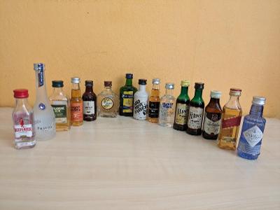 Zberateľský alkohol - 15 kusov
