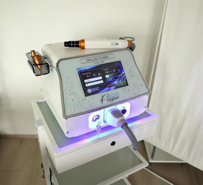 Q switched ND Yag laser na odstránenie tetovania TL-500 + stolík