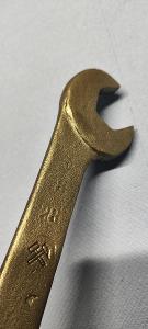 Starý kľúč , značený HORNICKÉ KLADIVKA