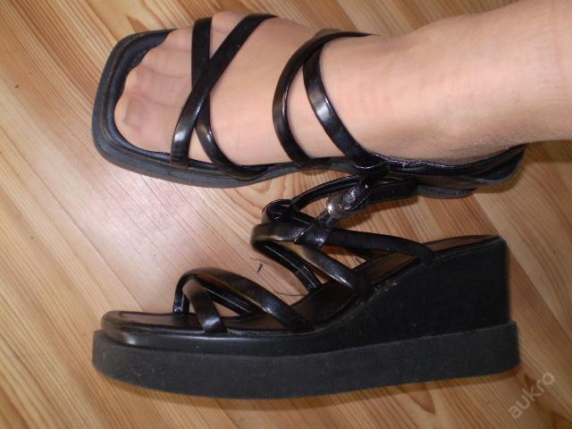 sandalky na platformě - Oblečení, obuv a doplňky