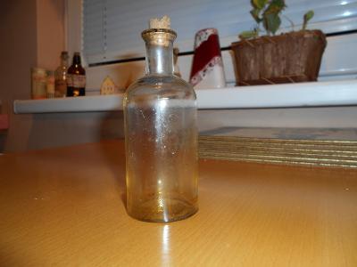 Stará lékárenská lahvička 125 ml