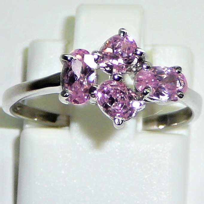Prsteň s ružovými kamienkami P4978 16,6/17.5 - Šperky