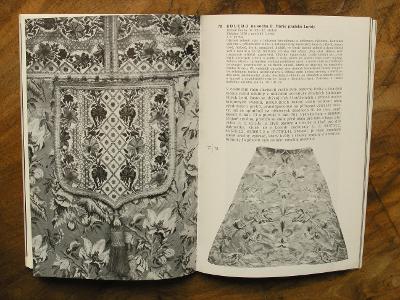 Barokní textil - Katalog UPM - (H232)