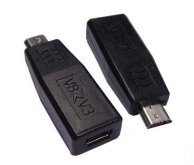 Univerzální adaptér z mini USB na micro USB