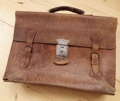 Stará kožená aktovka taška řemínky hnědá 40. léta