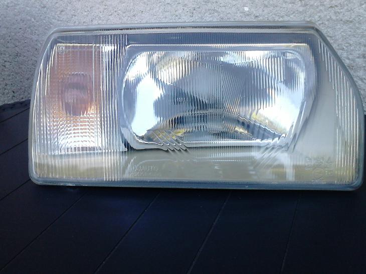 AUDI A4, přední skupinové světlo. - Osvětlení pro osobní vozidla