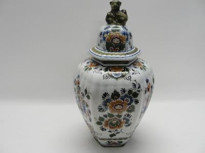 Velká luxusní váza s víkem - holandský porcelán, Delfts polychroom