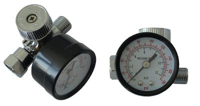 Regulátor tlaku vzduchu 1/4" M806912