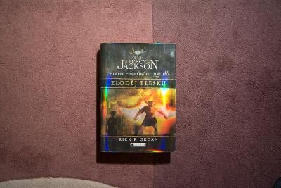 Percy Jackson: Zloděj blesku - Rick Riordan