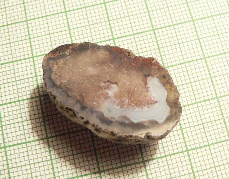 český achát(mg630) - Minerály a drahokamy