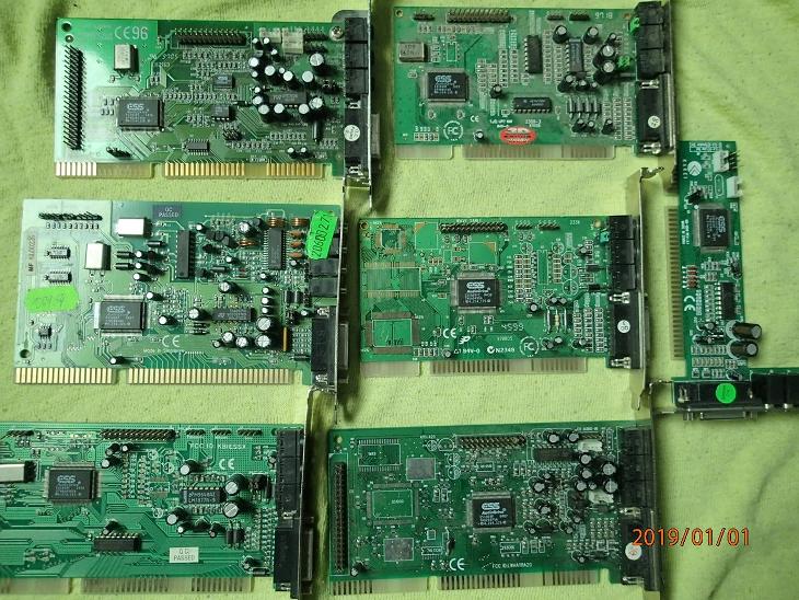 Sběratel ruší sbírku ISA zvukové karty ESS ES1868 1869 AudioDrive - Počítače a hry