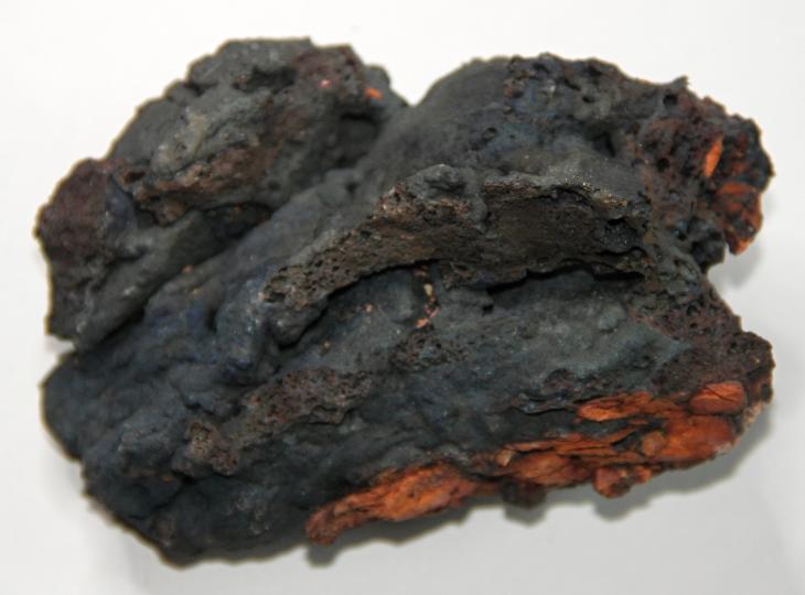 Vypálený jíl černý, Dobrčice, 375 g, #1632 - Minerály a zkameněliny