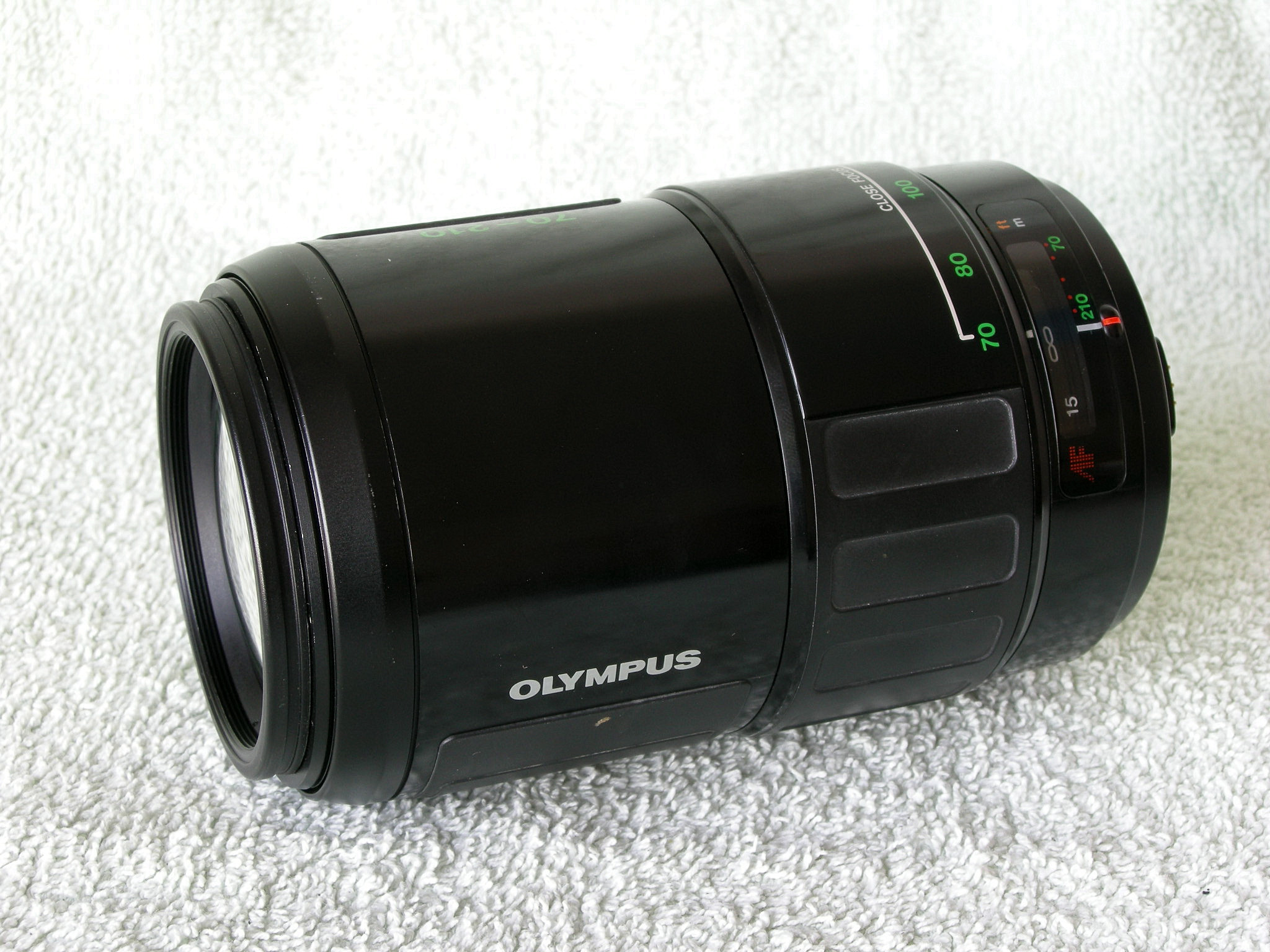 OLYMPUS AF 70-210mm na Olympus OM707, OM101 - Foto