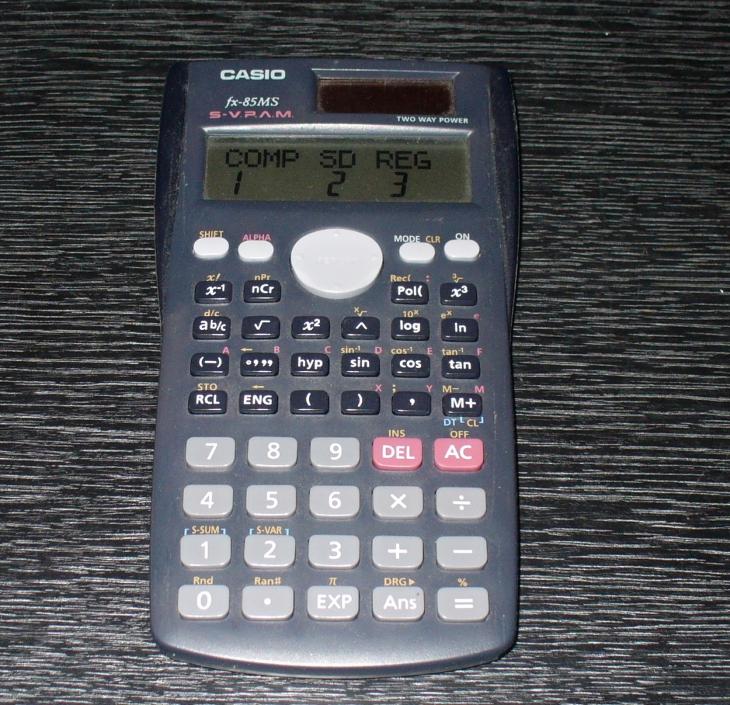 Vědecká kalkulačka CASIO FX-85MS - Počítače a hry