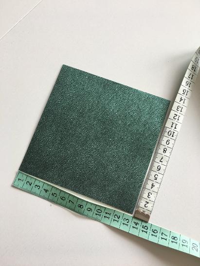 Krásné zelené obálky s texturou 13x13 55ks - undefined