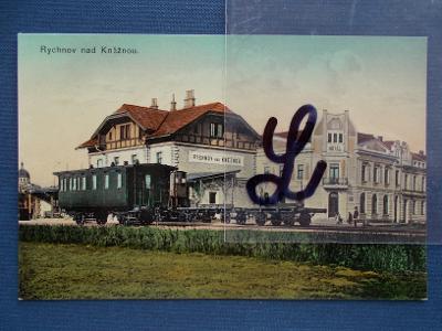 Rychnov nad Kněžnou Nádraží železnice dráha hotel vagón vlak lakovaná