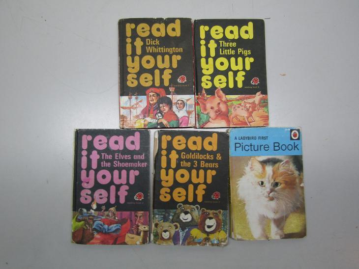 STARÉ KNIHY / READ IT YOUR SELF / A LADYBIRT FIRST PICTURE BOOK  - Cizojazyčné knihy