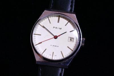 pánské hodinky PRIM 68, zajímavý bílý číselník, společenské provedení