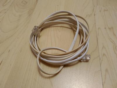 Telefonní kabel 2m, bílý