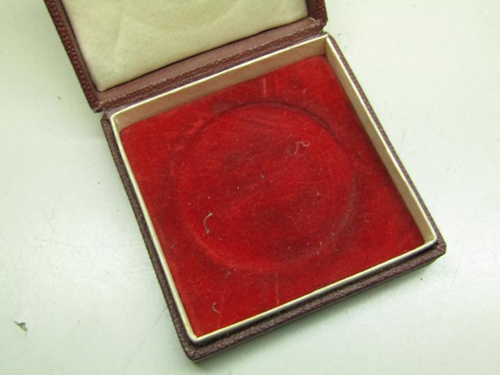 Stará kovová medaile kulturní jaro pražské mládeže 1959