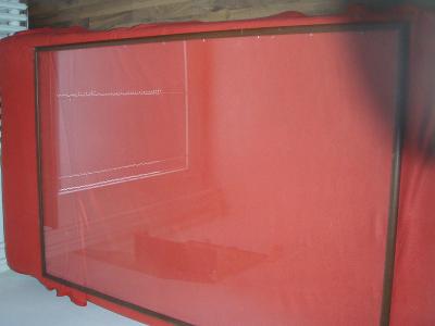 Obraz k pověšení rám a sklo rozměry 154x104cm. 
