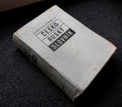 Příruční ČESKO-RUSKÝ slovník - 1951