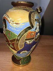 Porcelánová váza, rok cca 1930, JAPONSKO, výška 18,5 cm, bez poškození