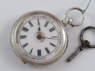 Velmi pěkné starožitné  stříbrné  dámské hodinky - nefunkční