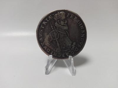 Plastový stojánek na medaile, mince a jiné sb. předměty (menší- 36 mm)