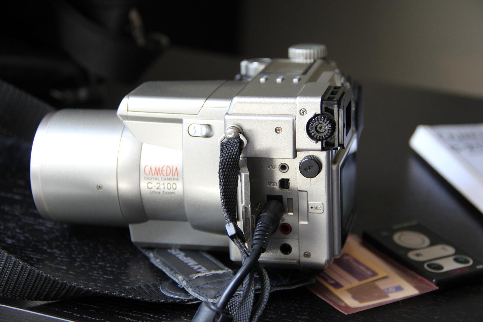 マーケティング Olympus オリンパス CAMEDIA C-2100 デジタルカメラ