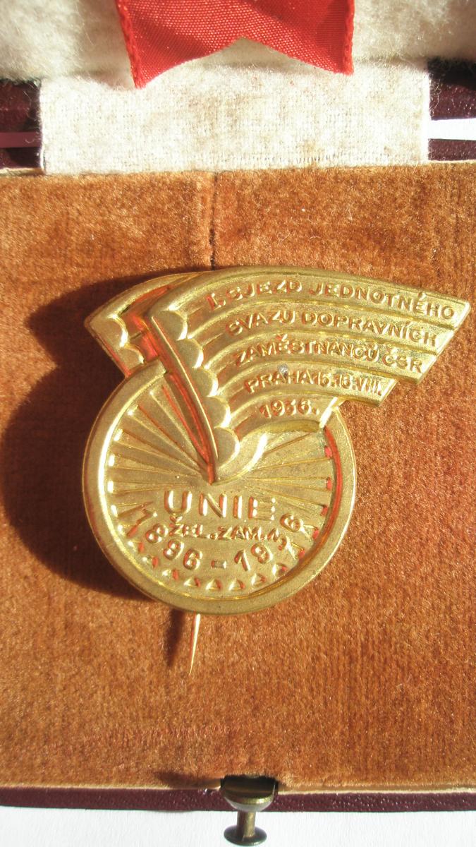 ÚNIE - Železnič. zamestnancov 1. zjazd 1936 - Odznaky, nášivky a medaily