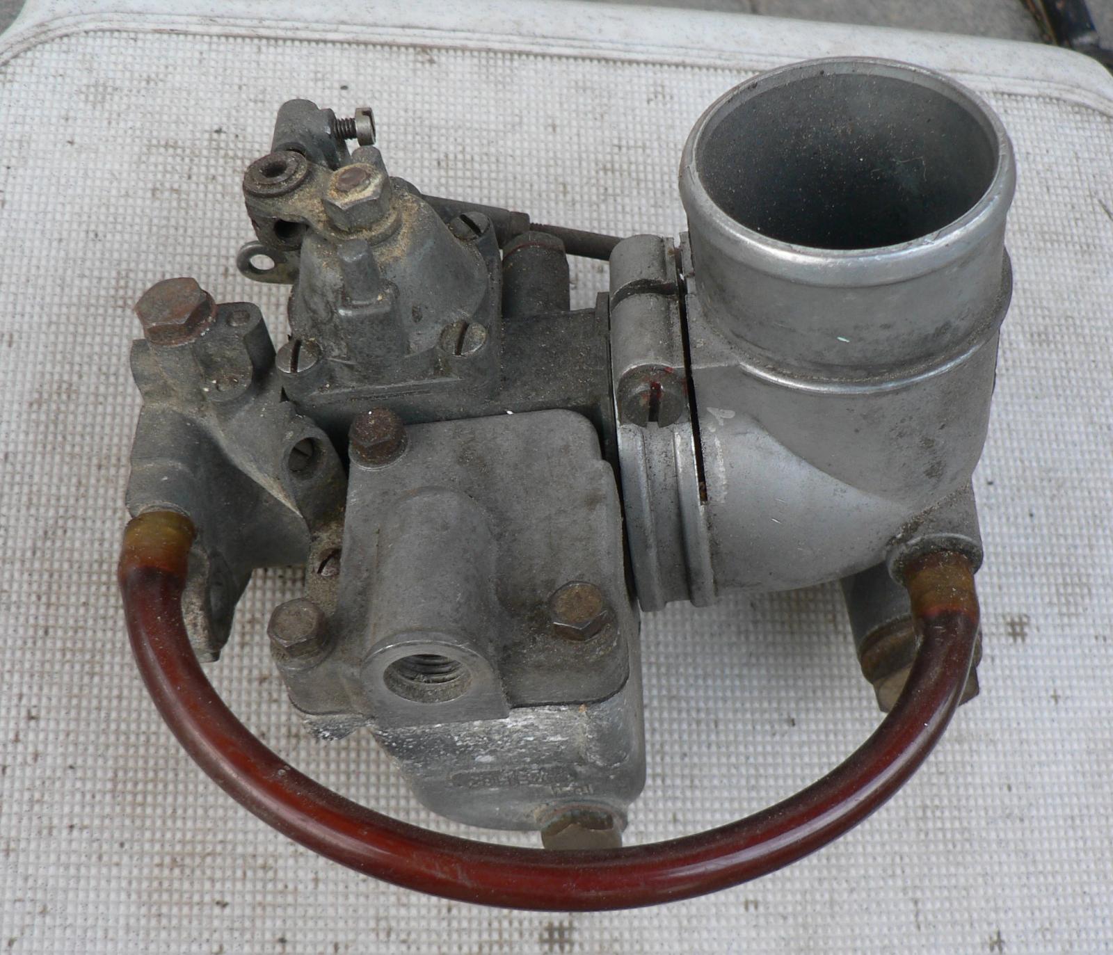 Velmi pěkný zachovalý karburátor Trabant 601 NDR DDR