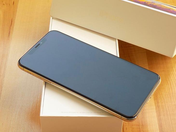 APPLE iPhone XS MAX 64GB Silver - ZÁRUKA - TOP STAV !! - Mobily a chytrá elektronika