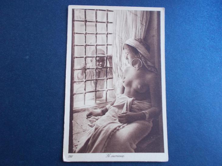 Umělecká pohlednice nahá arabská dívka žena akt sex prostitutka 